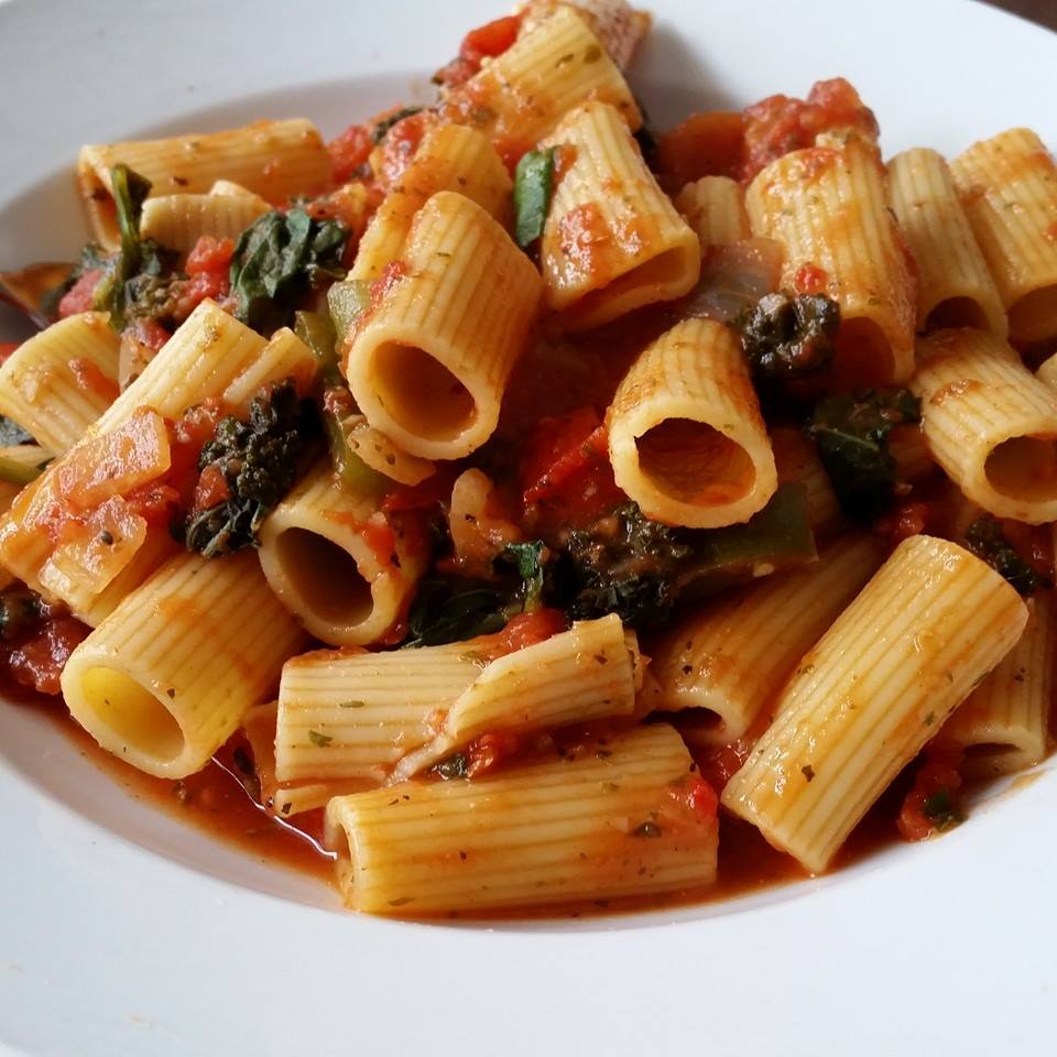 rigatoni in tomato sauce with spinach and kale